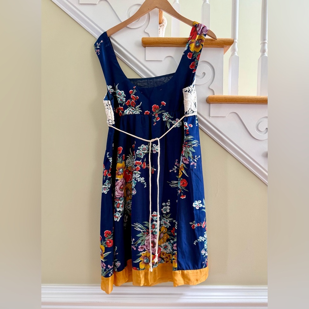 Nick & Mo Navy Blue Floral Midi Dress with Lace - Picture 3 of 9